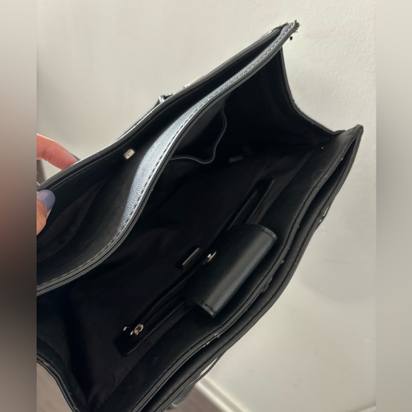 GUESS Black Shoulder Bag - Picture 2 of 3